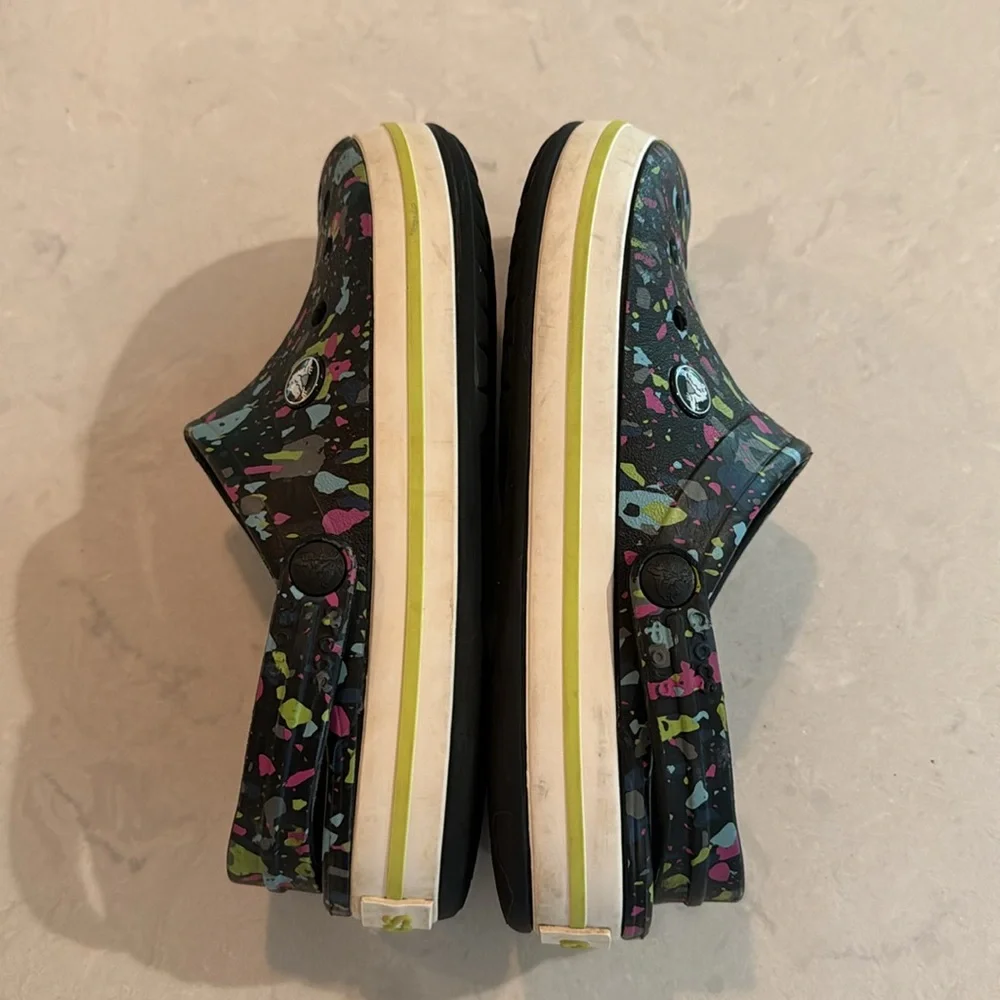 CROCS Terrazzo Classic Clog Size 7W/5M - Picture 7 of 7